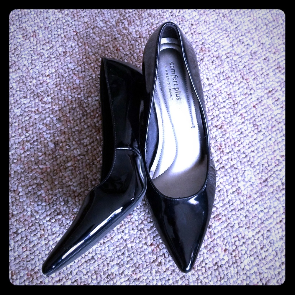 Black patent leather Heels